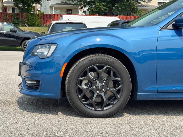 2023 Chrysler 300 Touring L AWD