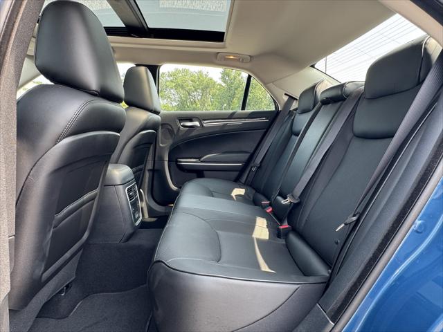 2023 Chrysler 300 Touring L AWD