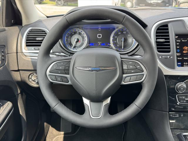 2023 Chrysler 300 Touring L AWD