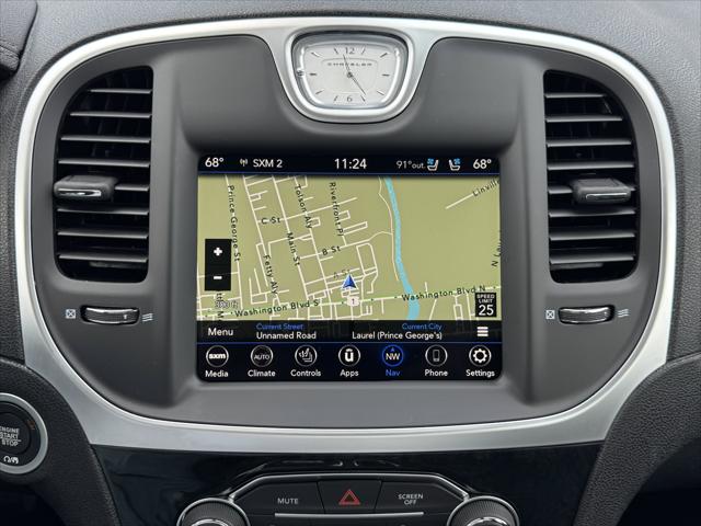 2023 Chrysler 300 Touring L AWD