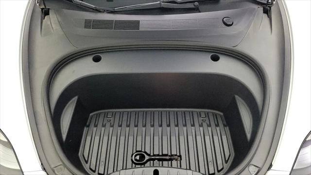 2020 Tesla Model 3 Standard Range Rear-Wheel Drive