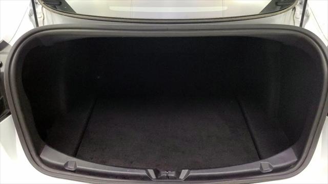 2020 Tesla Model 3 Standard Range Rear-Wheel Drive