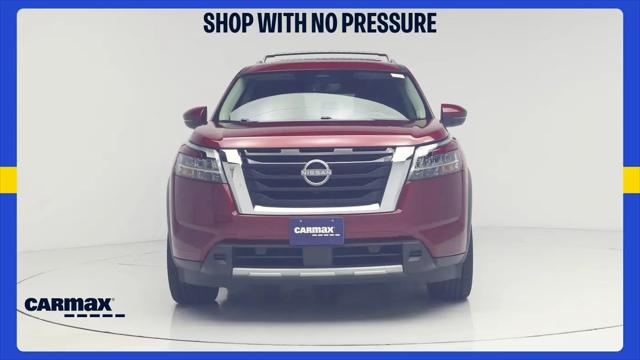 2023 Nissan Pathfinder SL 4WD