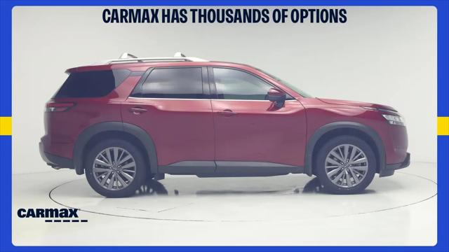 2023 Nissan Pathfinder SL 4WD