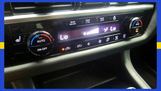 2023 Nissan Pathfinder SL 4WD