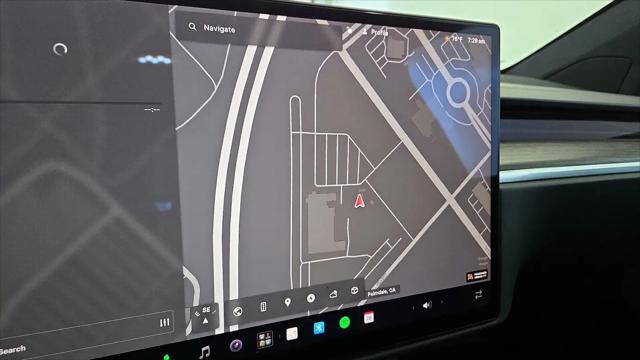 2022 Tesla Model X Dual Motor All-Wheel Drive