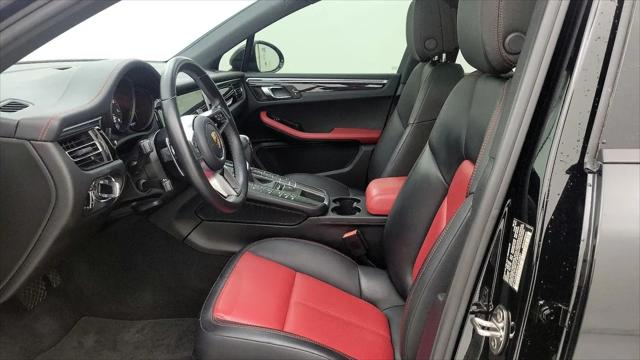 2021 Porsche Macan Macan