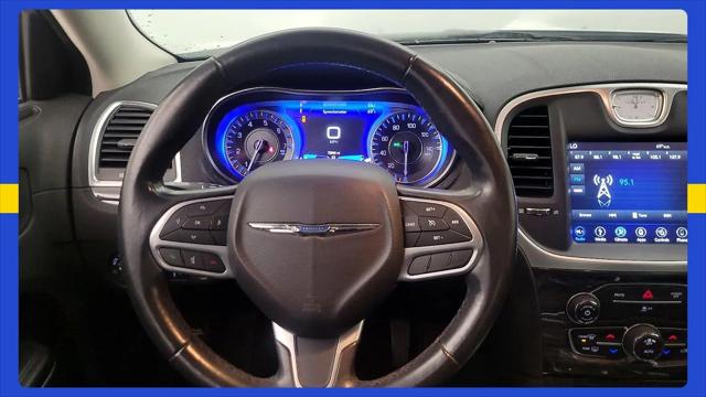 2019 Chrysler 300 Touring L