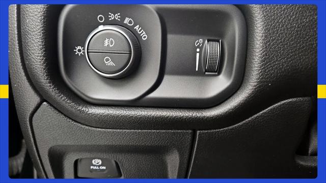 2023 Ram 1500 Big Horn Crew Cab 4x4 5'7" Box
