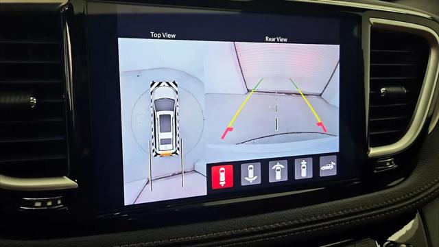2024 Chrysler Pacifica Pinnacle AWD