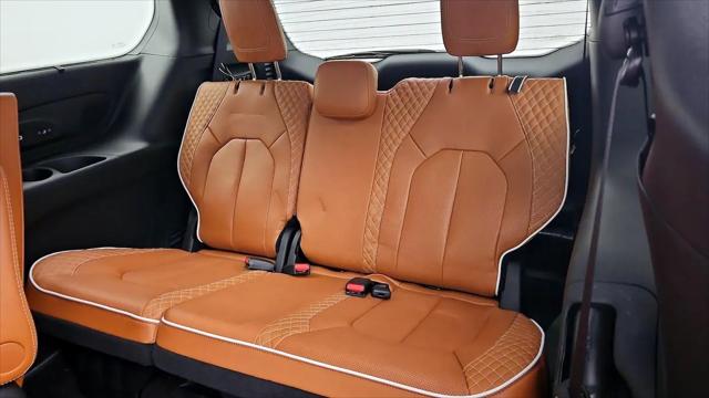 2024 Chrysler Pacifica Pinnacle AWD