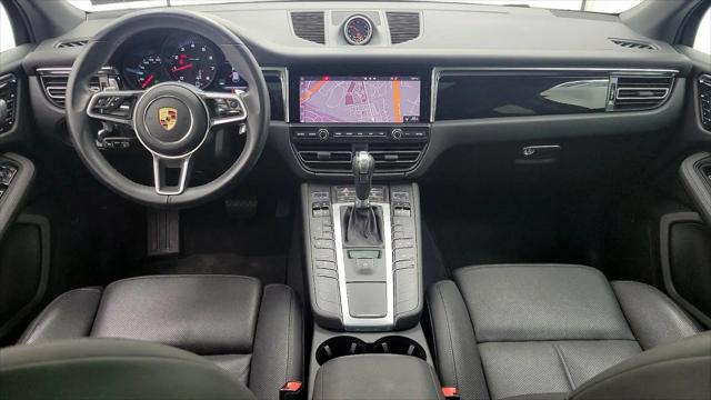 2021 Porsche Macan Macan