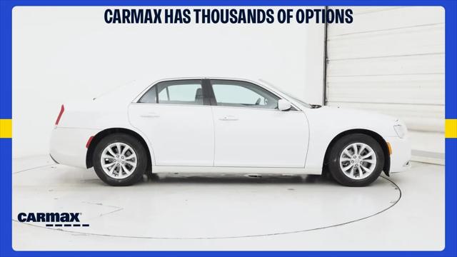 2016 Chrysler 300 Limited
