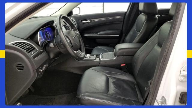 2016 Chrysler 300 Limited