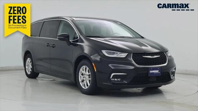 2023 Chrysler Pacifica Touring L for sale in Sterling, VA