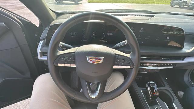 2025 Cadillac XT4 AWD Premium Luxury
