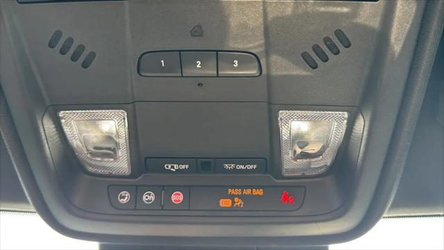 2025 Cadillac XT4 AWD Premium Luxury