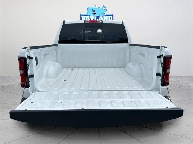 2026 Ram 1500 Express Crew Cab 4x4 57 Box