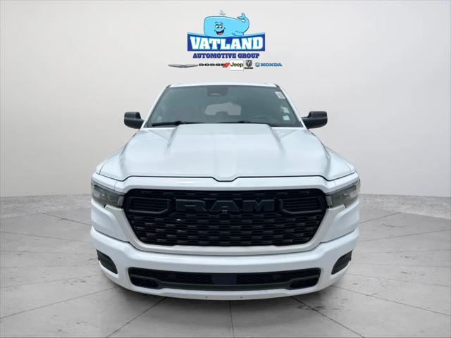 2026 Ram 1500 Express Crew Cab 4x4 57 Box