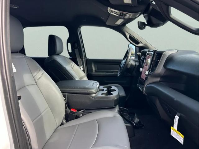 2026 Ram 3500 Tradesman Crew Cab 4x4 8 Box