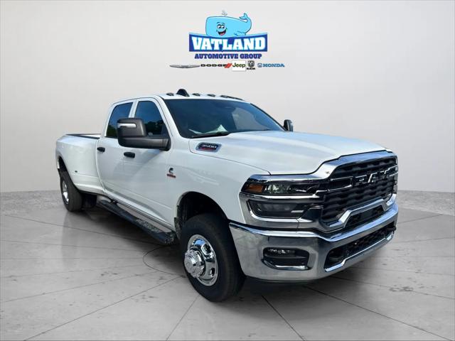2026 Ram 3500 Tradesman Crew Cab 4x4 8 Box