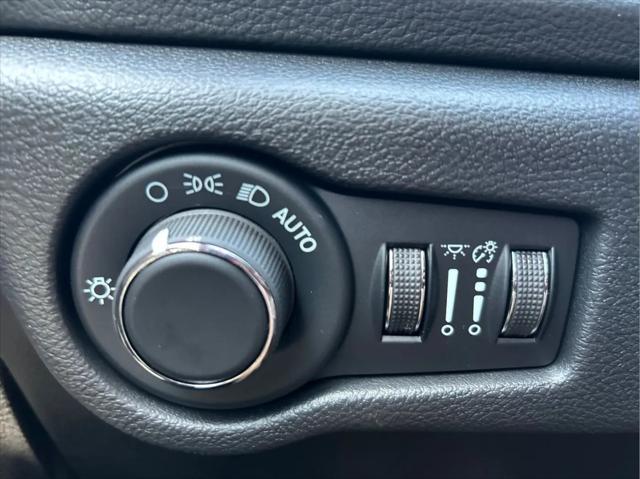 2027 Chrysler Pacifica Limited AWD