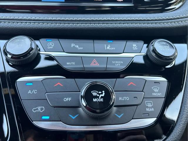2027 Chrysler Pacifica Limited AWD