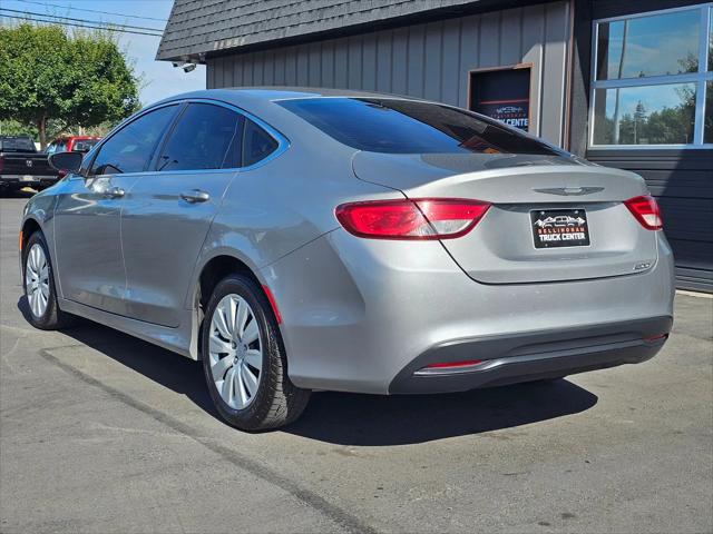 2016 Chrysler 200 LX