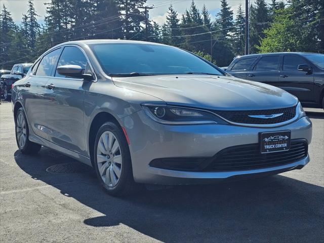 2016 Chrysler 200 LX