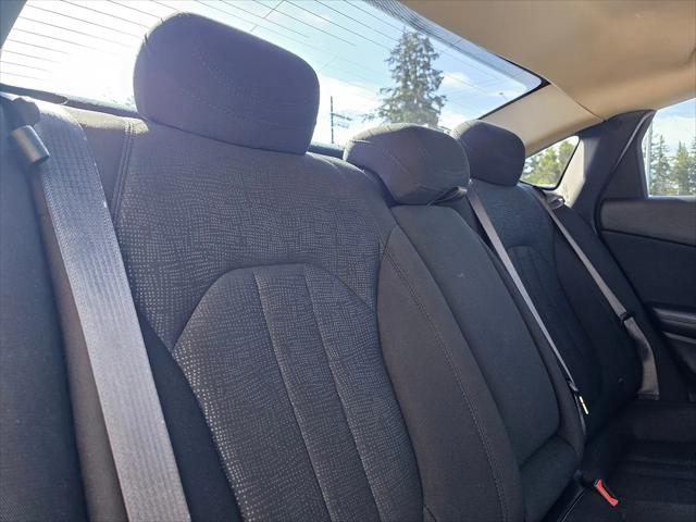 2016 Chrysler 200 LX