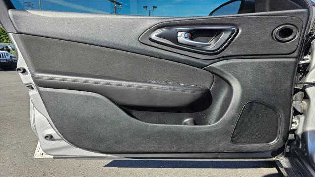 2016 Chrysler 200 LX