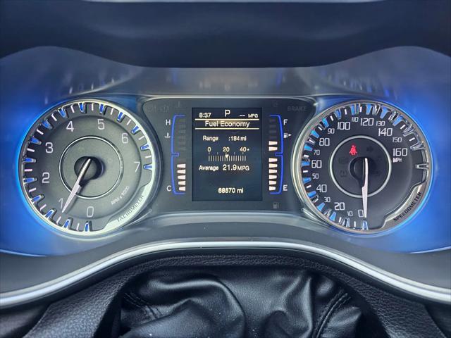 2016 Chrysler 200 LX