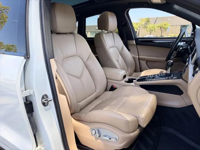 2021 Porsche Macan S