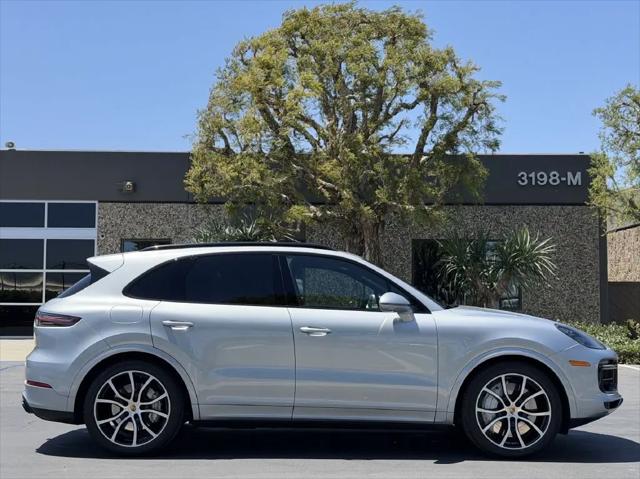 2021 Porsche Cayenne Turbo