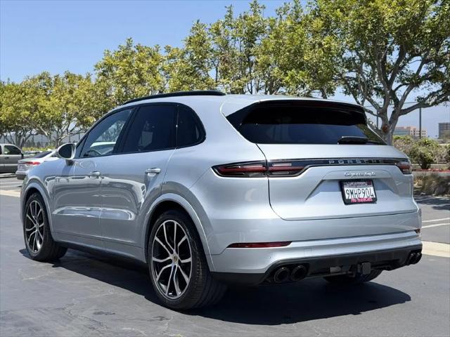 2021 Porsche Cayenne Turbo
