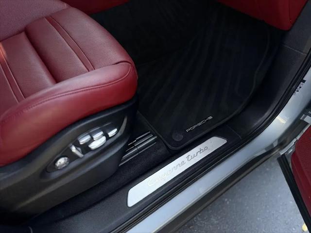 2021 Porsche Cayenne Turbo