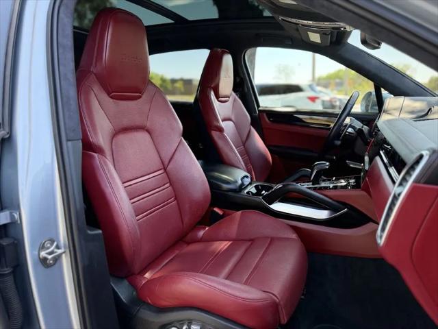 2021 Porsche Cayenne Turbo