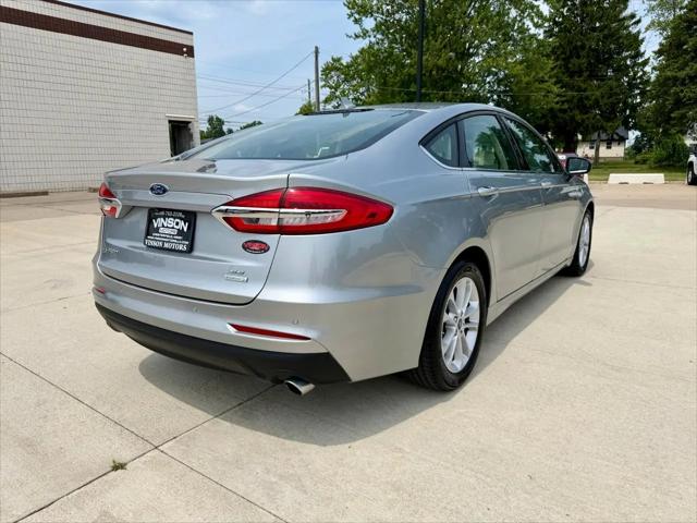 2020 Ford Fusion SE