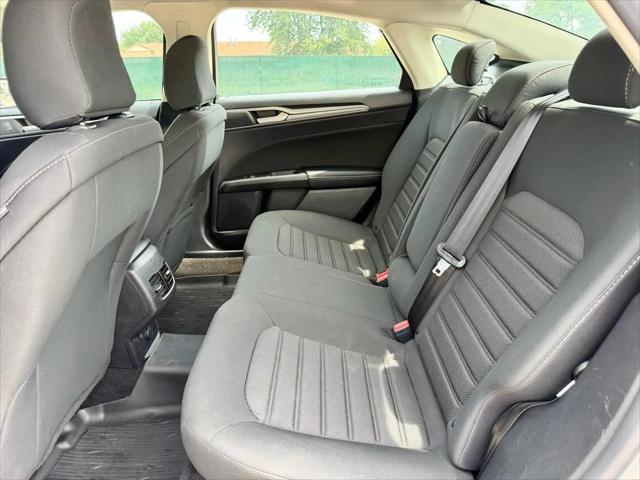 2020 Ford Fusion SE