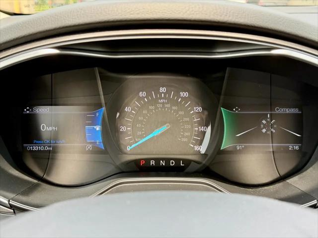 2020 Ford Fusion SE