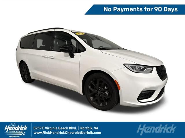 2025 Chrysler Pacifica Limited for sale in Norfolk, VA