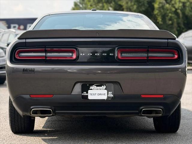 2022 Dodge Challenger SXT