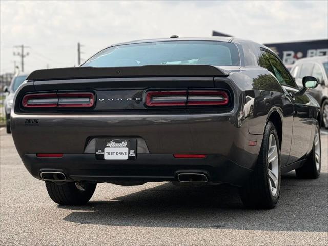 2022 Dodge Challenger SXT
