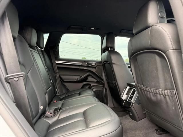 2018 Porsche Cayenne Cayenne