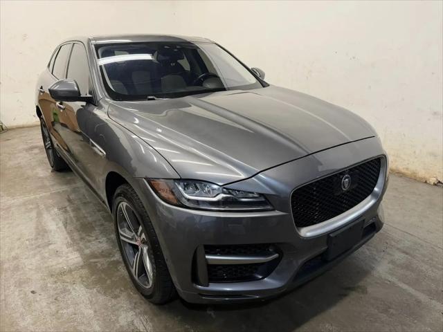 2017 Jaguar F-PACE 35t R-Sport