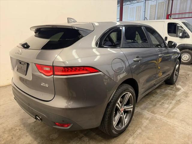 2017 Jaguar F-PACE 35t R-Sport