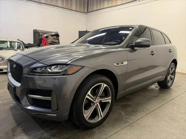 2017 Jaguar F-PACE 35t R-Sport