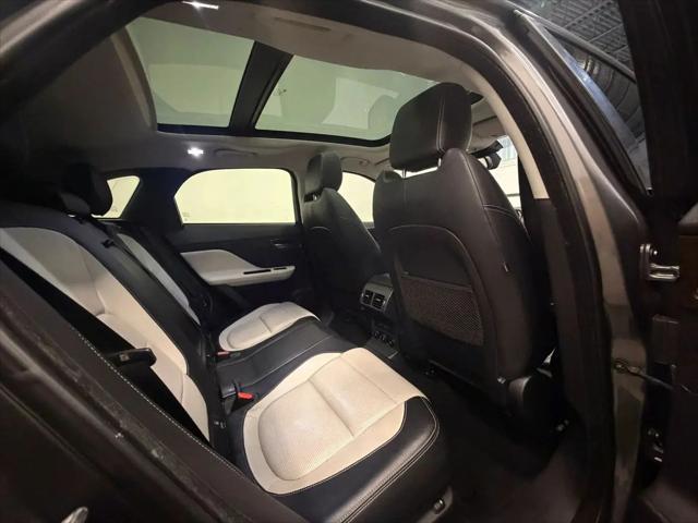 2017 Jaguar F-PACE 35t R-Sport
