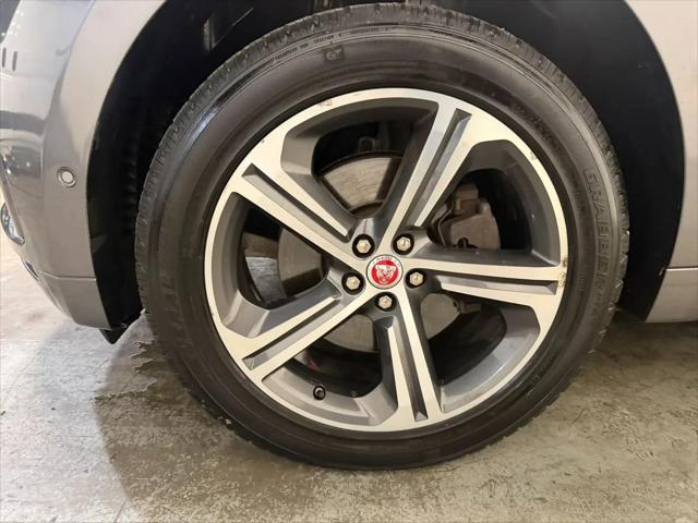 2017 Jaguar F-PACE 35t R-Sport
