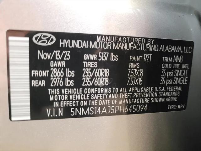 2023 Hyundai Santa Fe SE